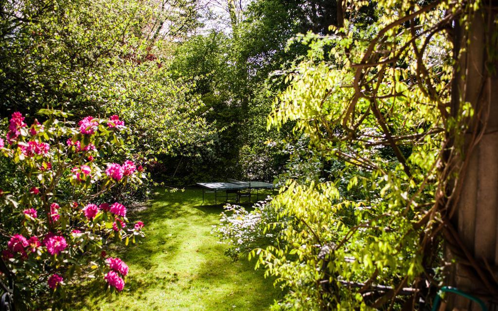 Guest House La Maison Chantecler Uccle Exterior photo